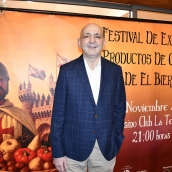 Miguel Álvarez, propietario del emblemático bar Gundín 