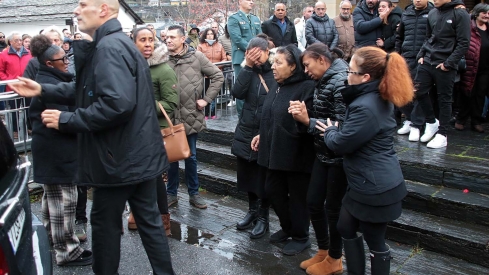 Peio García ICAL. Salida del funeral por el minero fallecido en el accidente de Cangas del Narcea (6) Peio García ICAL. Salida del funeral por el minero fallecido en el accidente de Cangas del Narcea (6)