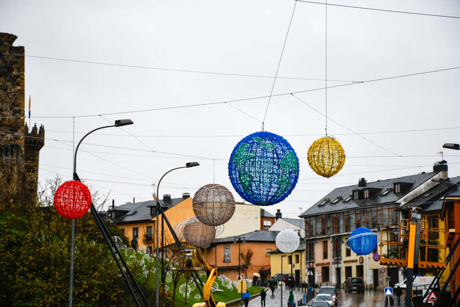 Sistema solar luces de Navidad Ponferrada (4)