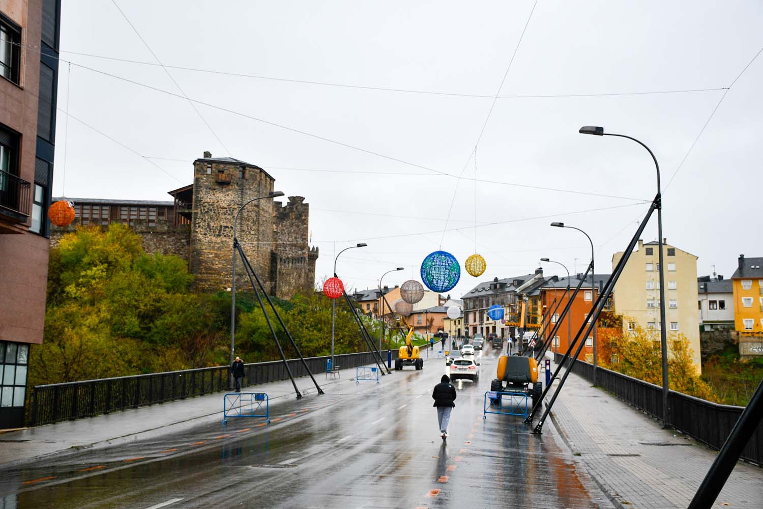 Sistema solar luces de Navidad Ponferrada (2)