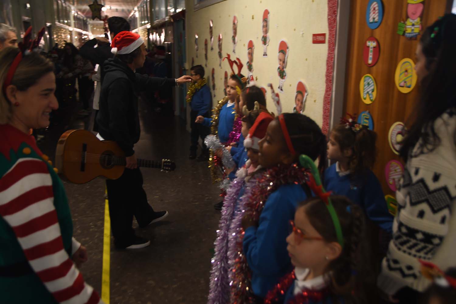 Rodaje del videoclip navideño de Óscar Quijano en el Colegio Virgen de la Peña (9)