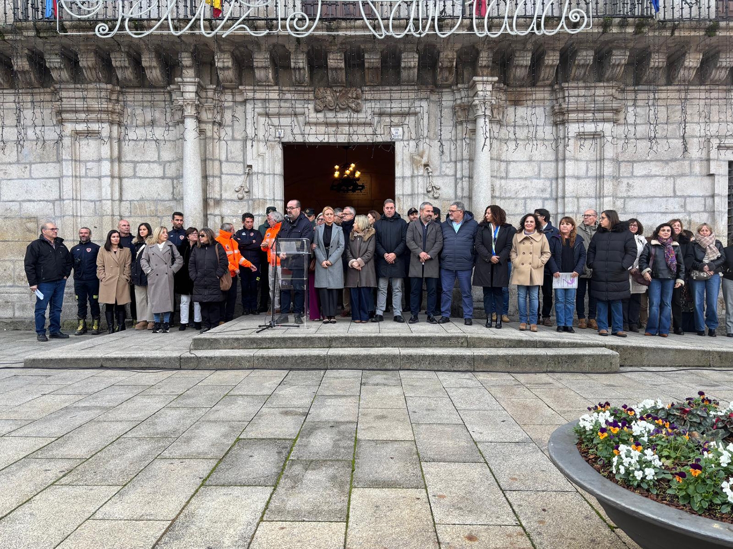 Minuto de silencio por el 25N Minuto de silencio por el 25N