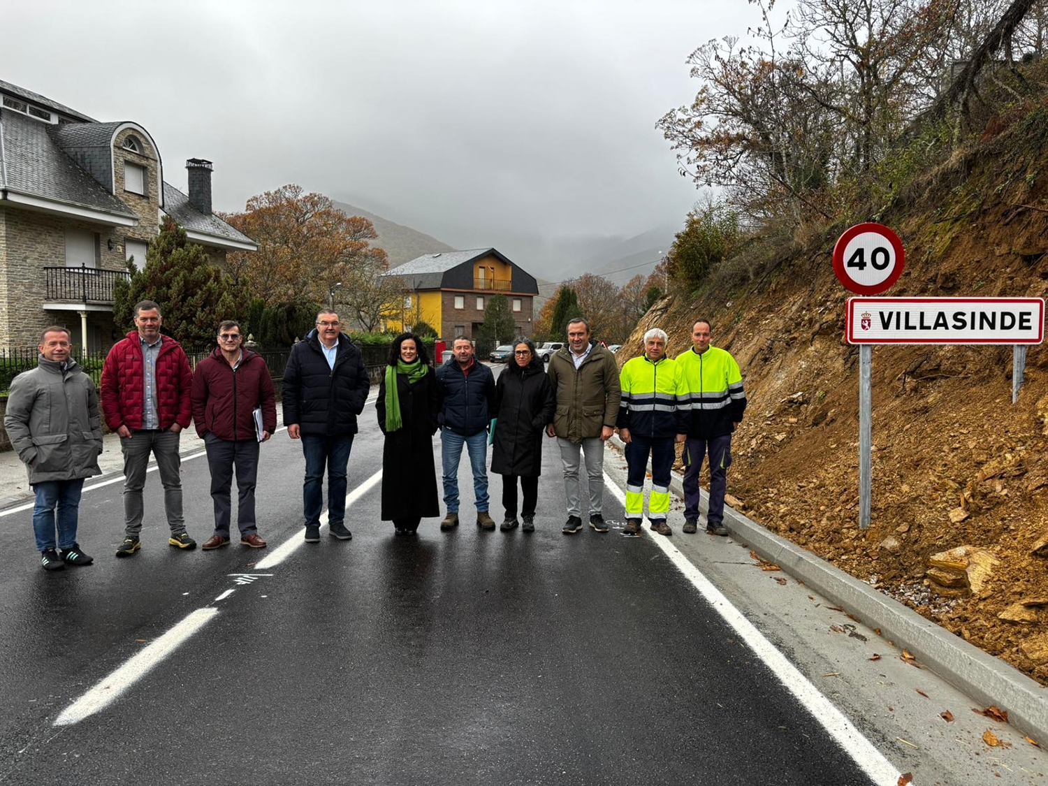 Renovación de la carretera LE-5101 entre Vega de Valcarce y Villasinde por 1,47 millones