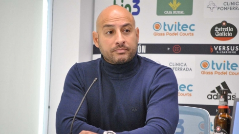 Presentación de Mehdi Nafti como entrenador  (4)