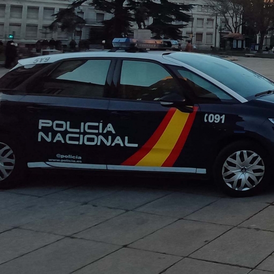Coche de Policía Nacional Coche de Policía Nacional