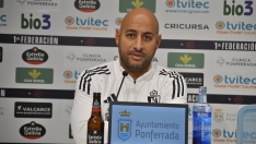 El nuevo entrenador de la Ponferradina, Mehdi Nafti