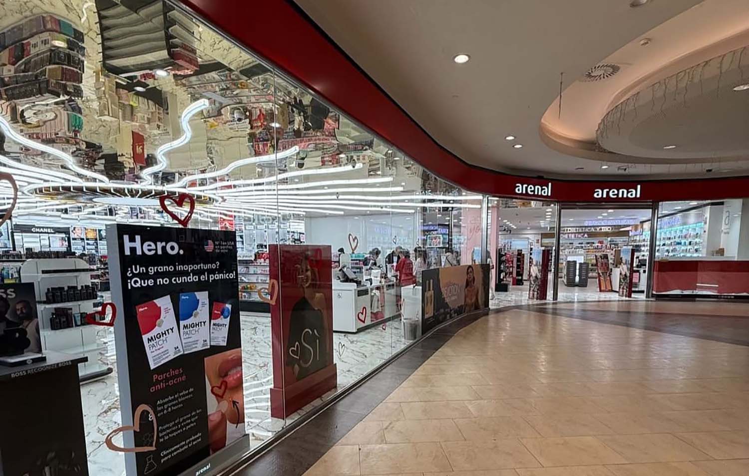 Arenal amplia su tienda en Ponferrada