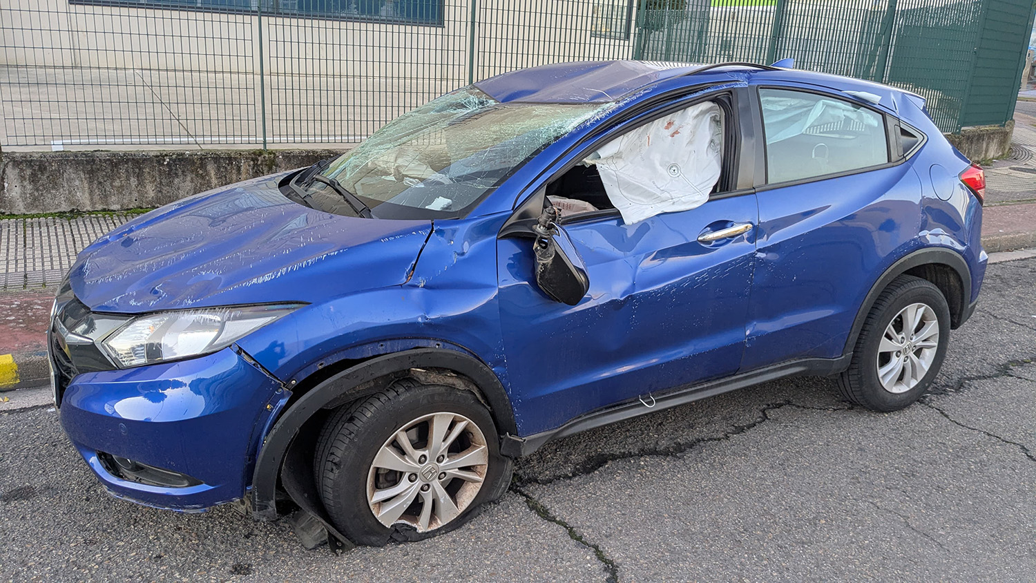 Coche del accidente de este domingo Coche del accidente de este domingo