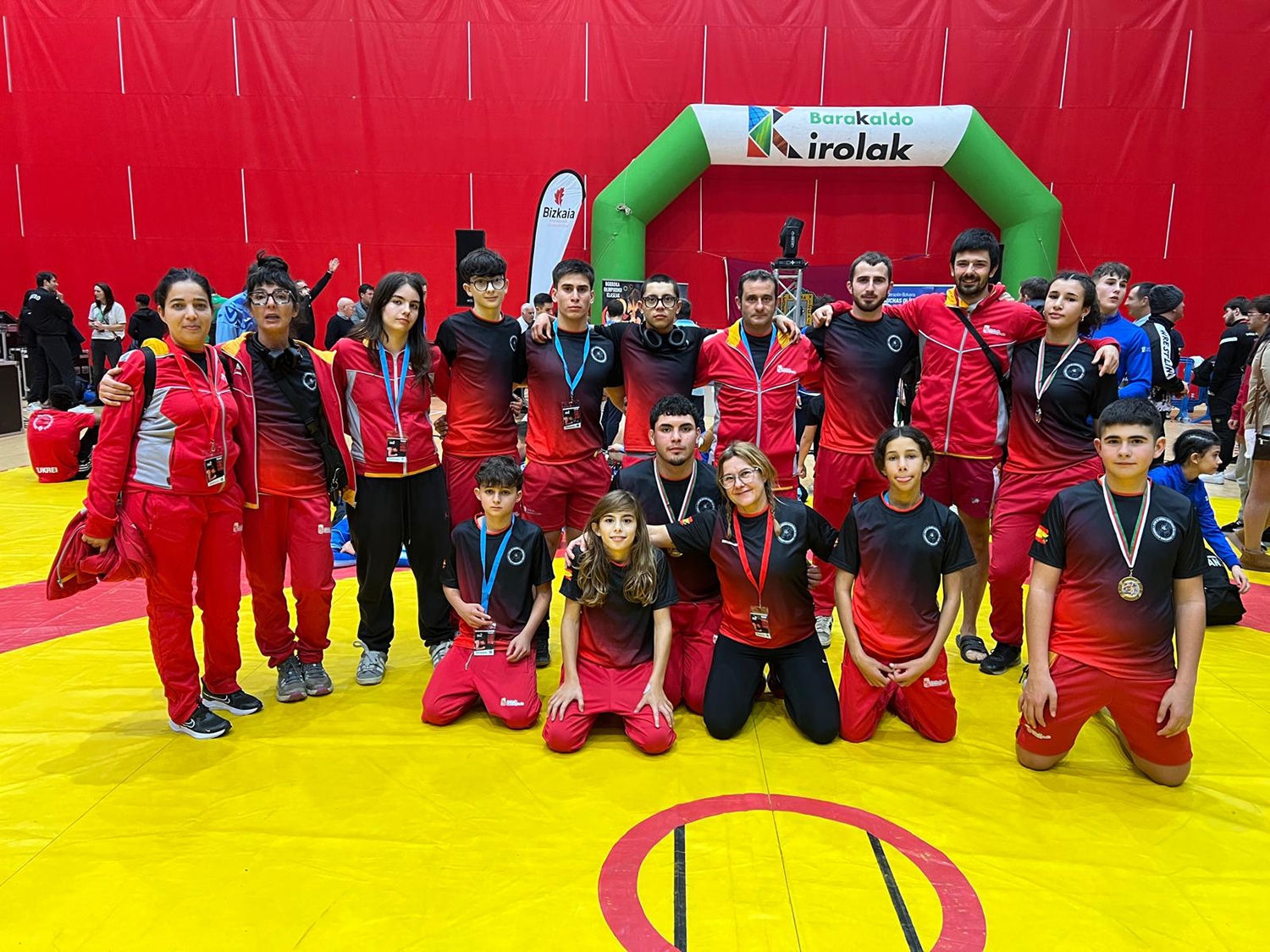 La lucha olímpica sigue regalando éxitos al deporte berciano