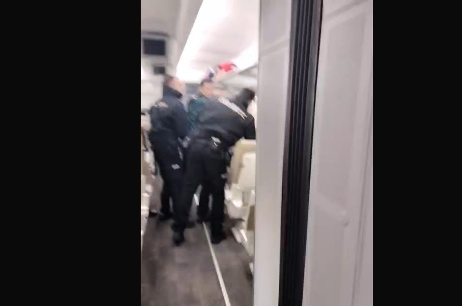 Imagen del suceso en el tren Barcelona A Coruña