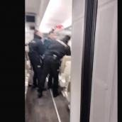 Imagen del suceso en el tren Barcelona A Coruña