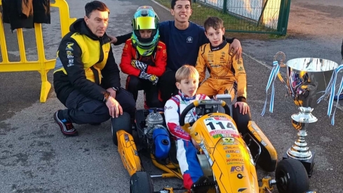 El piloto ponferradino Aitor Otamendi se corona campeón en la III Supercopa de Galicia 2025