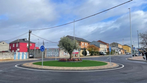 Rotonda acceso Toral de Merayo