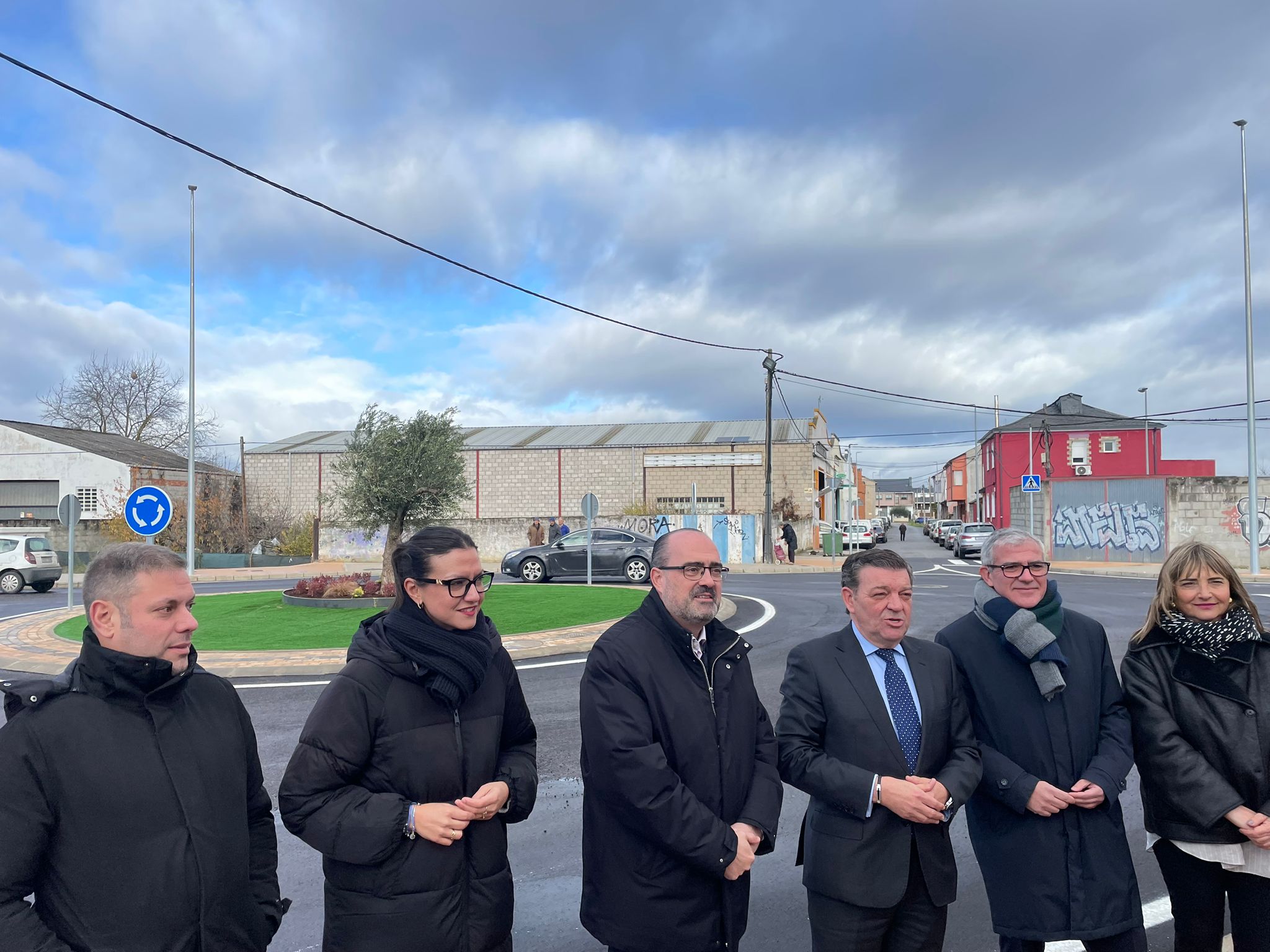 Inauguración rotonda Toral de Merayo