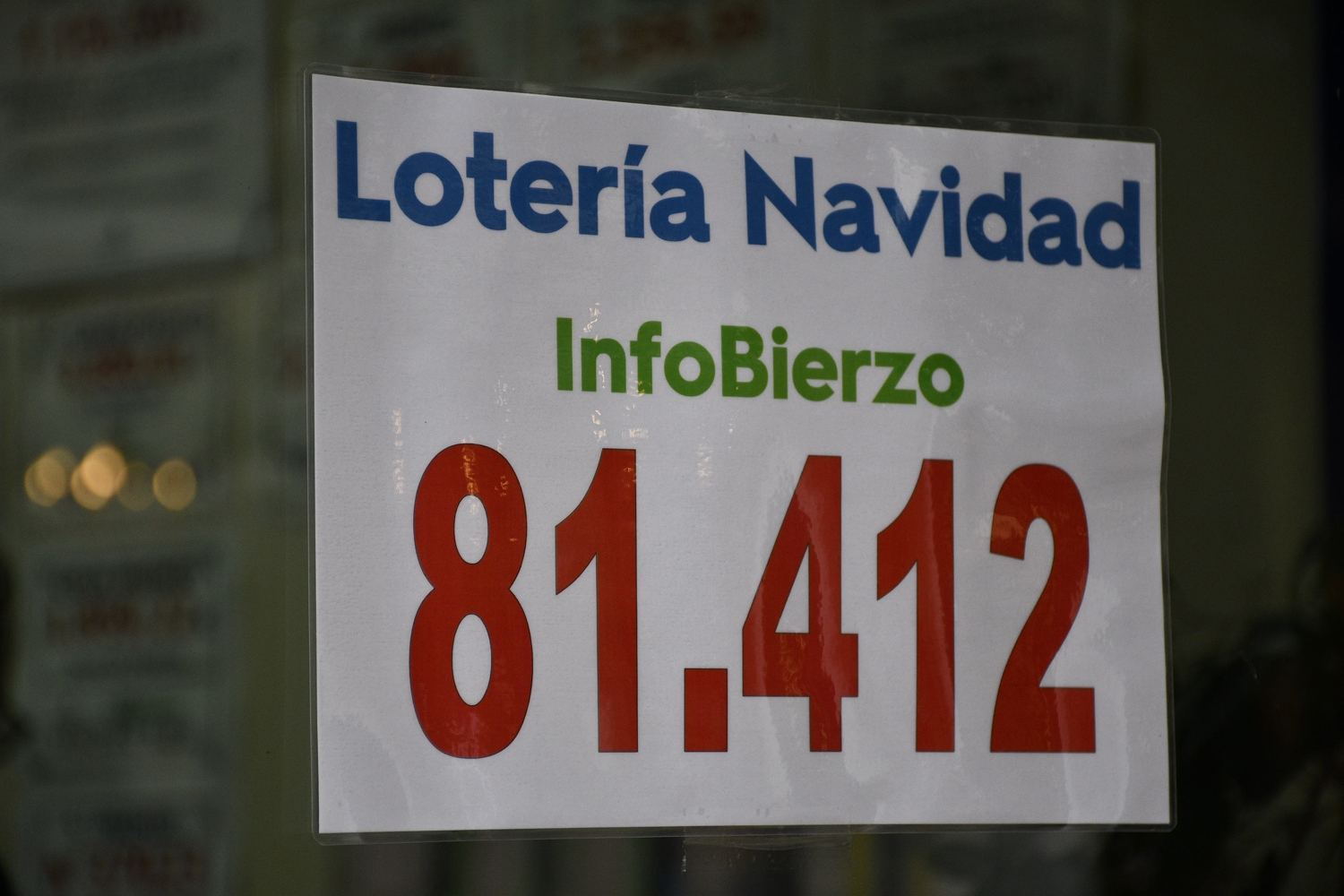 Loteria de Navidad en Administración 3 (5) Loteria de Navidad en Administración 3 (5)
