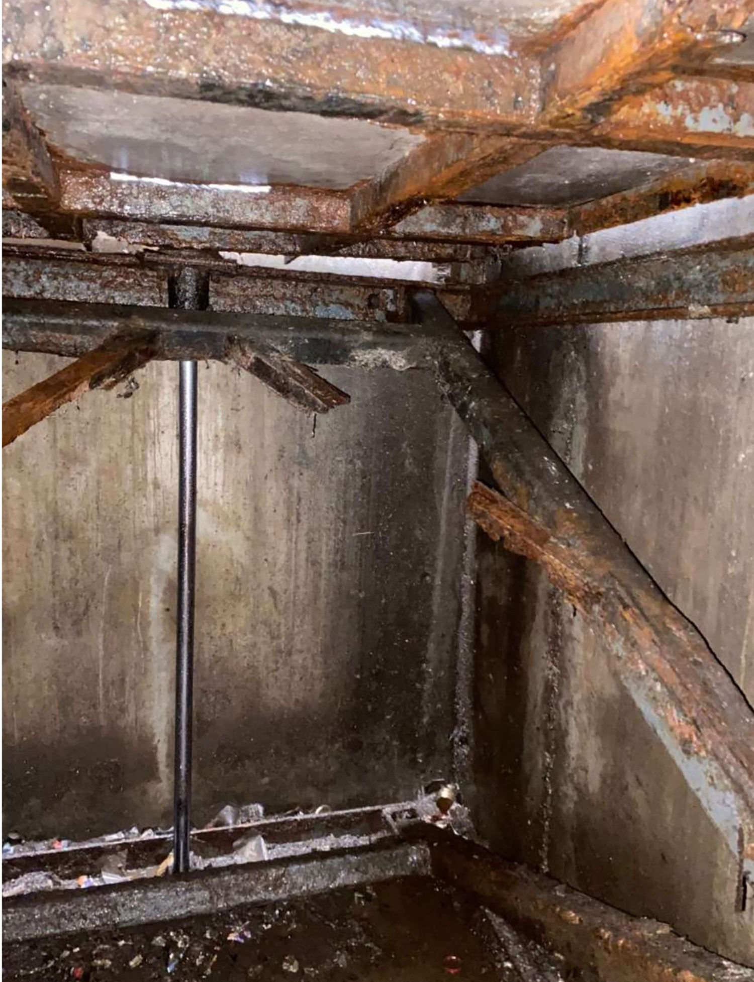 Estado de los contenedores soterrados de Ponferrada 3 Estado de los contenedores soterrados de Ponferrada 3