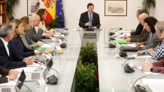 El presidente de la Junta, Alfonso Fernández Mañueco, mantiene un encuentro con las organizaciones profesionales agrarias de la Comunidad | Foto: Nacho Valverde, ICAL