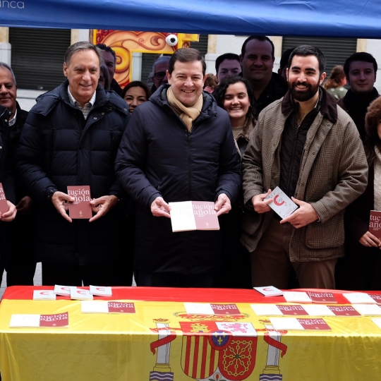 Mañueco reivindica el espíritu de la Transición y defiende que el PP es “la única fuerza comprometida” con la Constitución | Jesús Formigo / ICAL