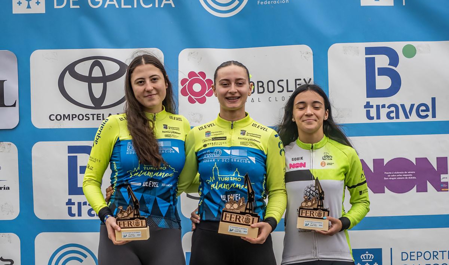 Las ciclistas bercianas Vega Albares y Paula Rincón completan un fin de semana de ensueño en la Copa Galicia Las ciclistas bercianas Vega Albares y Paula Rincón completan un fin de semana de ensueño en la Copa Galicia