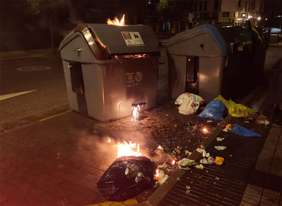 La noche de la quema de contenedores cuesta al erario de Ponferrada ...