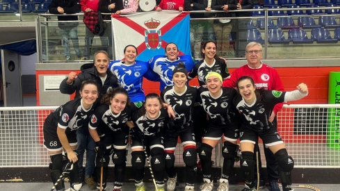 Bembibre Hockey Club tras su victoria Bembibre Hockey Club tras su victoria