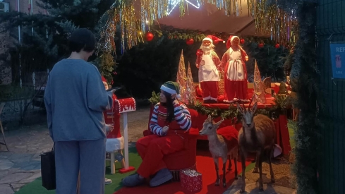 Visita Elfos en el Munic de Carracedelo