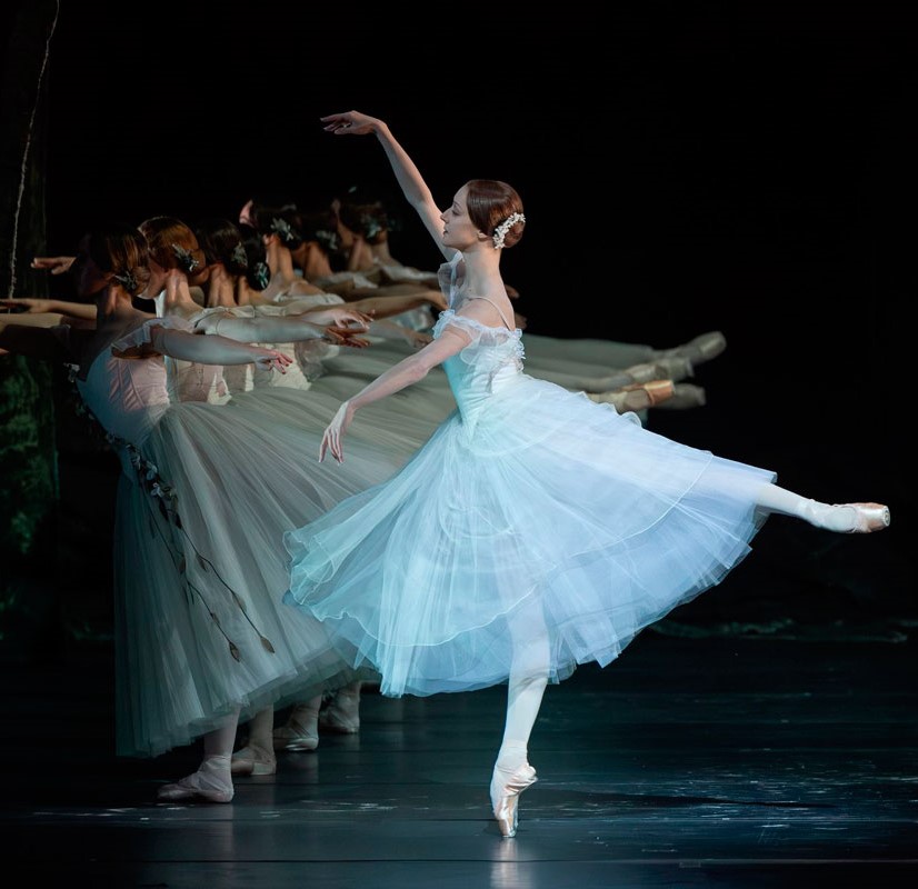 12 BCI Giselle2 12 BCI Giselle2