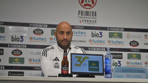 El entrenador de la Deportiva Ponferradina, Mehdi Nafti
