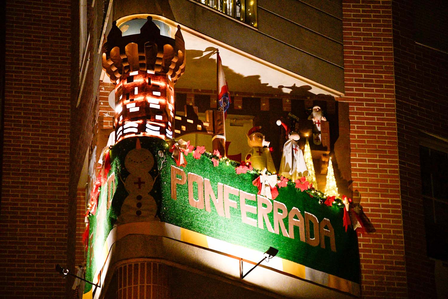 Balcon Navideño Templario(3) Balcon Navideño Templario(3)