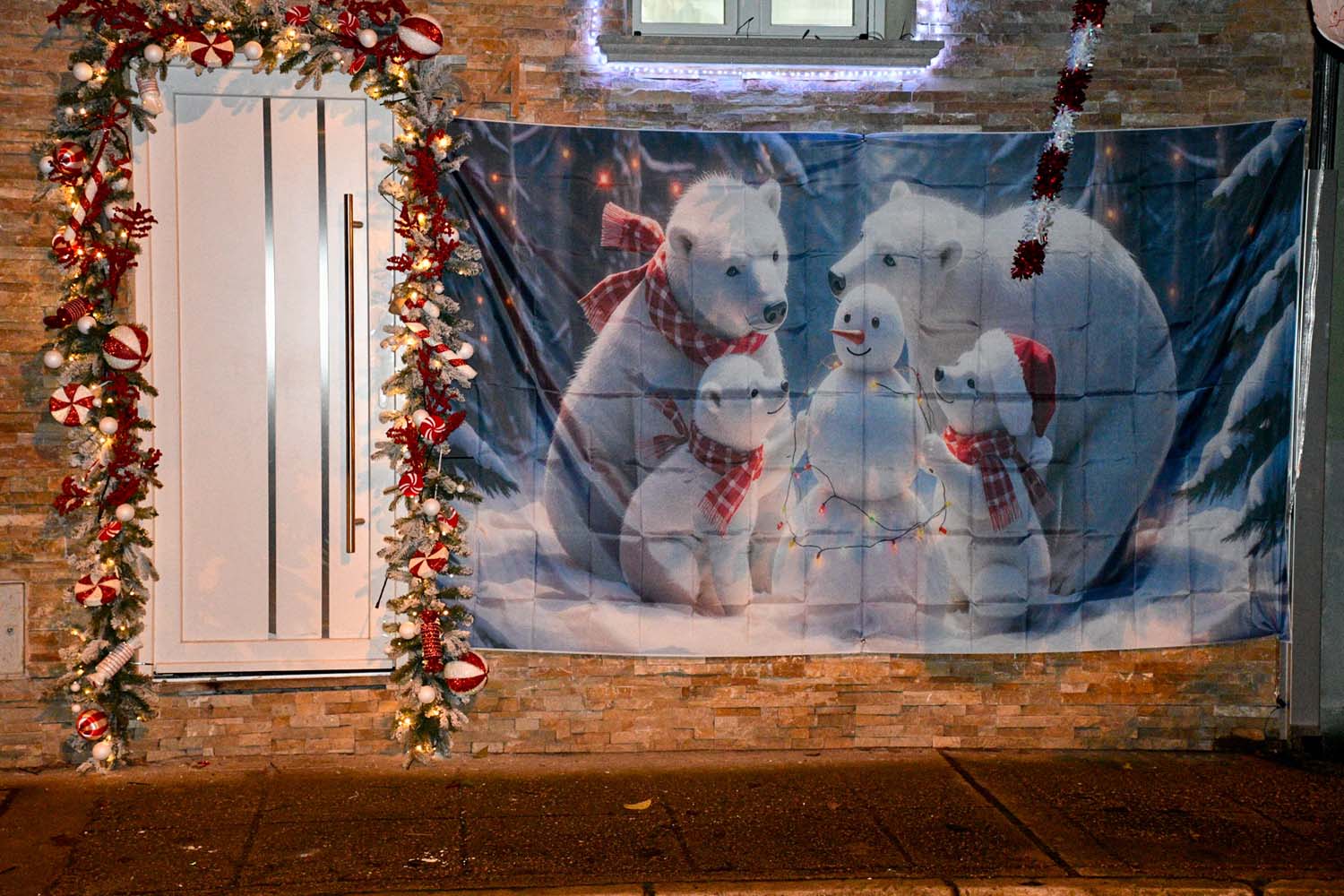 Casa de Navidad de Ponferrada (2) Casa de Navidad de Ponferrada (2)