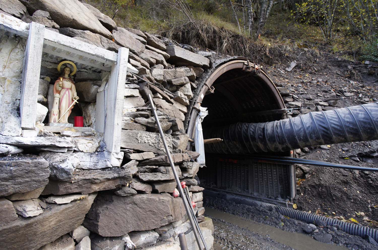 La Mina en Vivo (5) La Mina en Vivo (5)