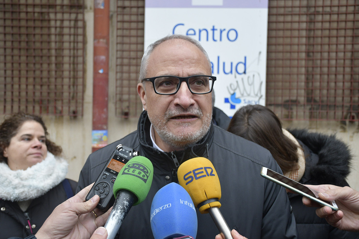 PSOE cuestiona estado centro Ponferrada I