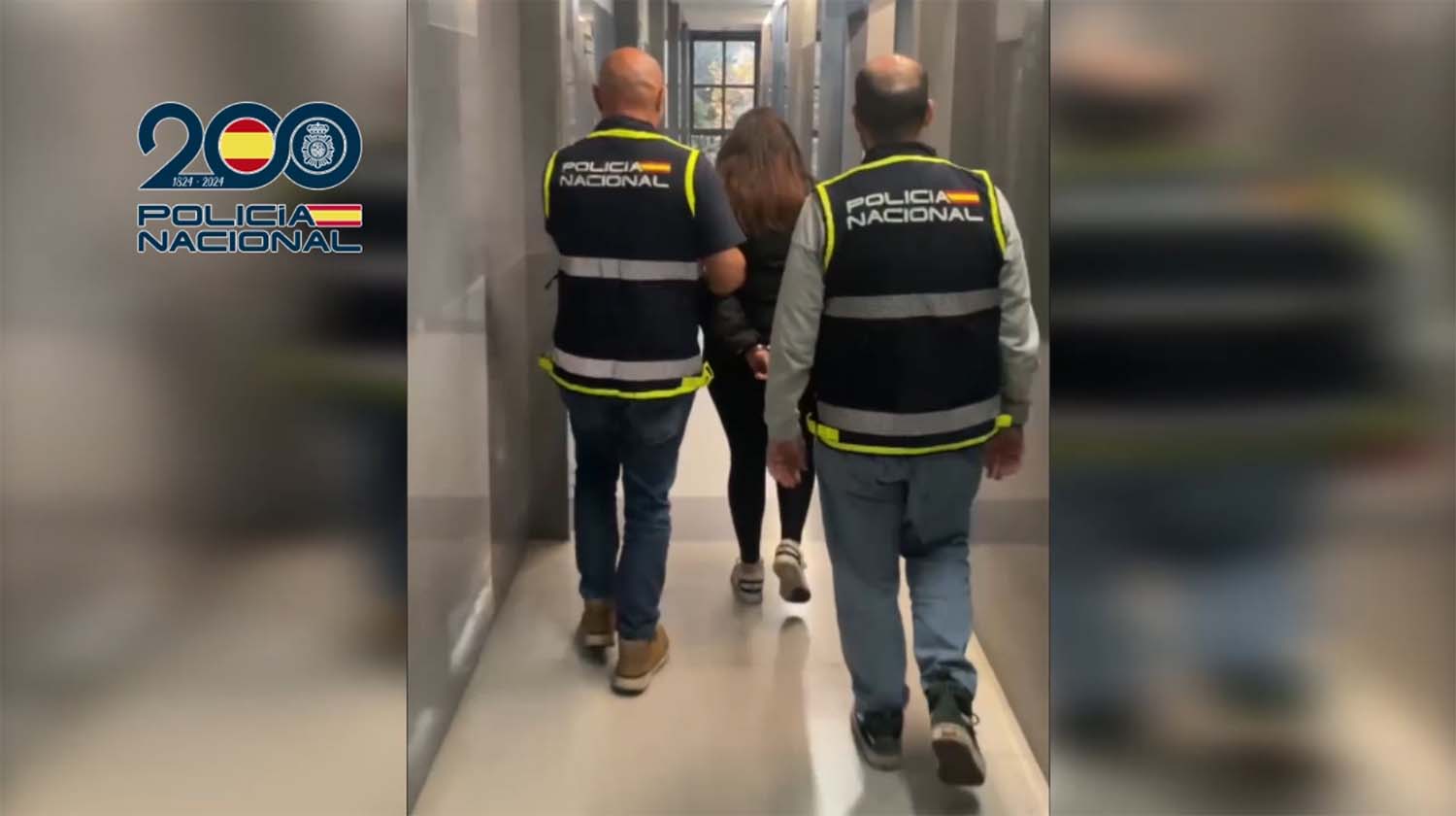 Dos detenidos en Ponferrada por estafar y extorsionar a un vecino de Ourense tras una cita falsa Dos detenidos en Ponferrada por estafar y extorsionar a un vecino de Ourense tras una cita falsa