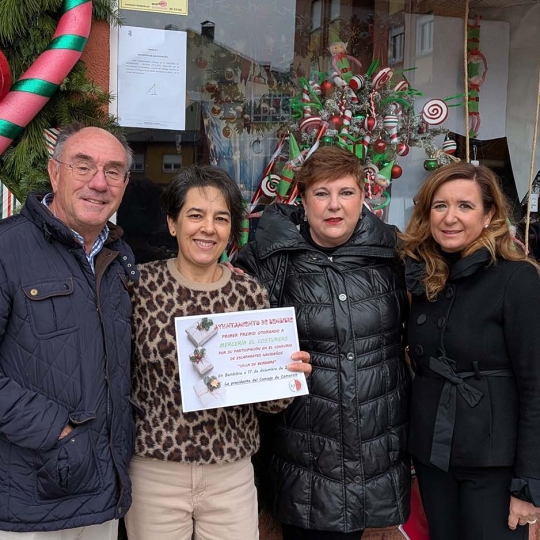 Primer premio del concurso para El Costurero Primer premio del concurso para El Costurero