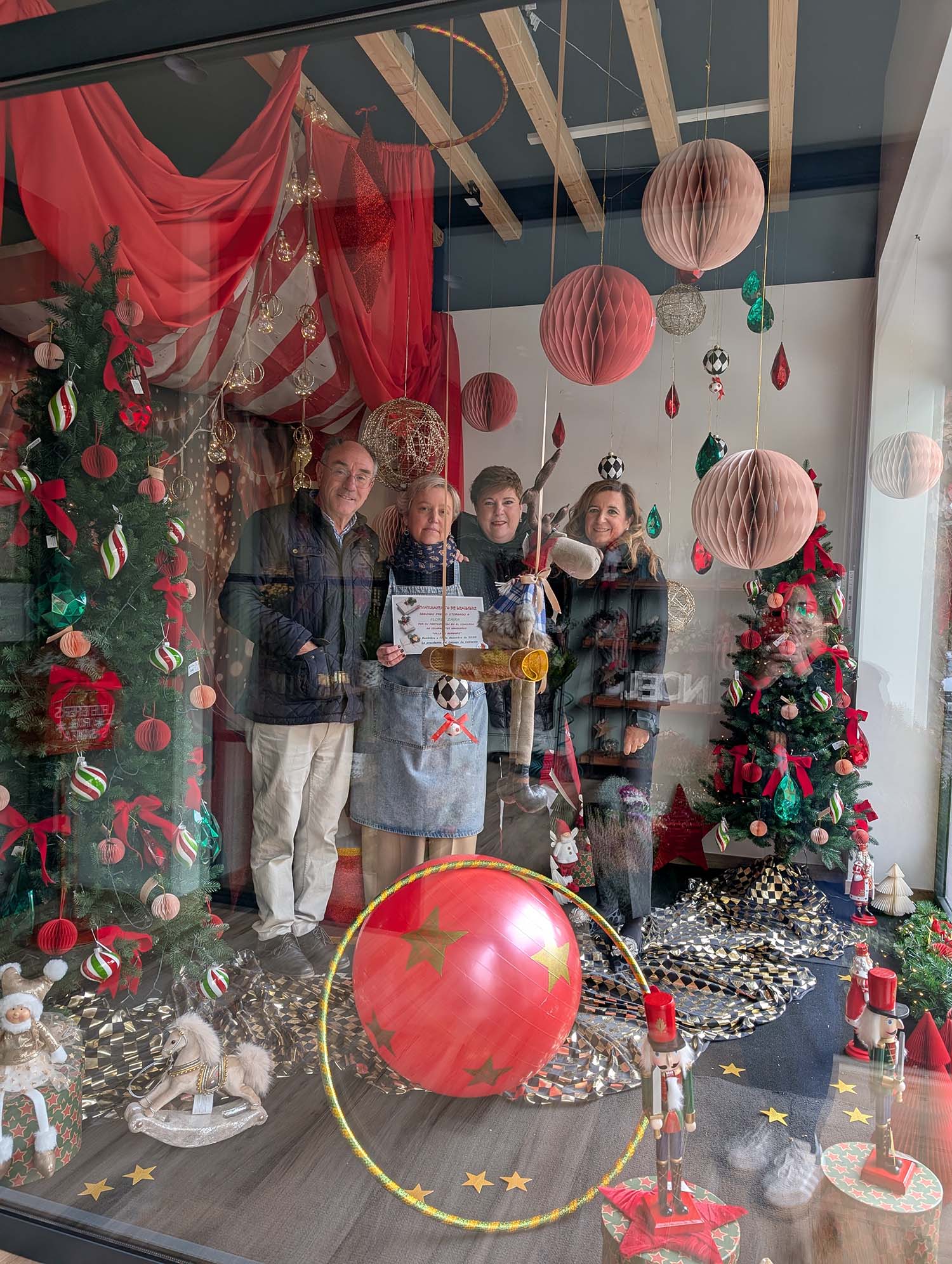 Flores Zaira. Flores Zaira.