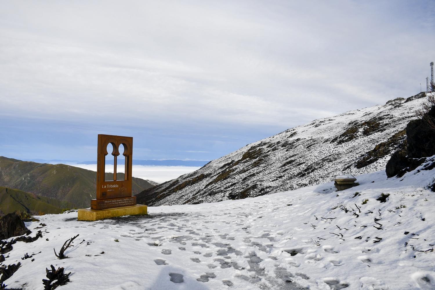 Nieve en el Mirador de la Tebaida berciana (11)