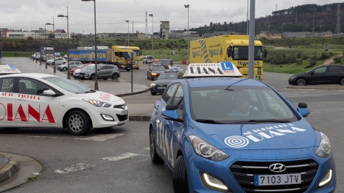 Manifestación de las Autoescuelas en Ponferrada (14)