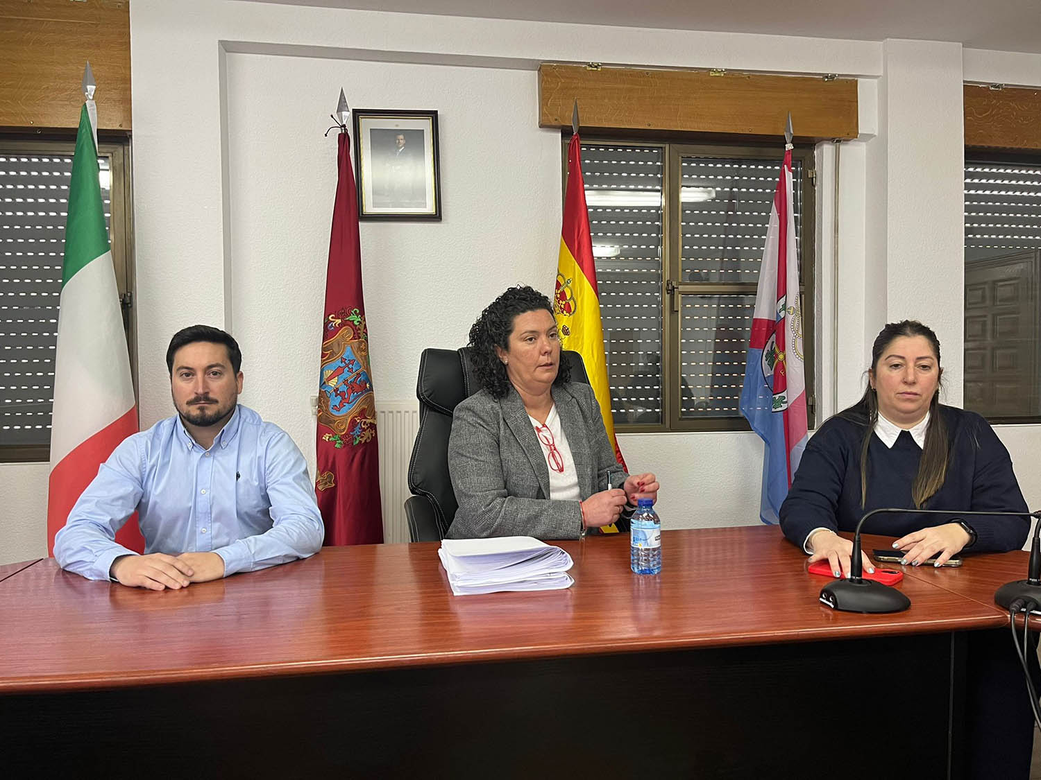 Rueda de prensa del equipo de gobierno de Cacabelos.