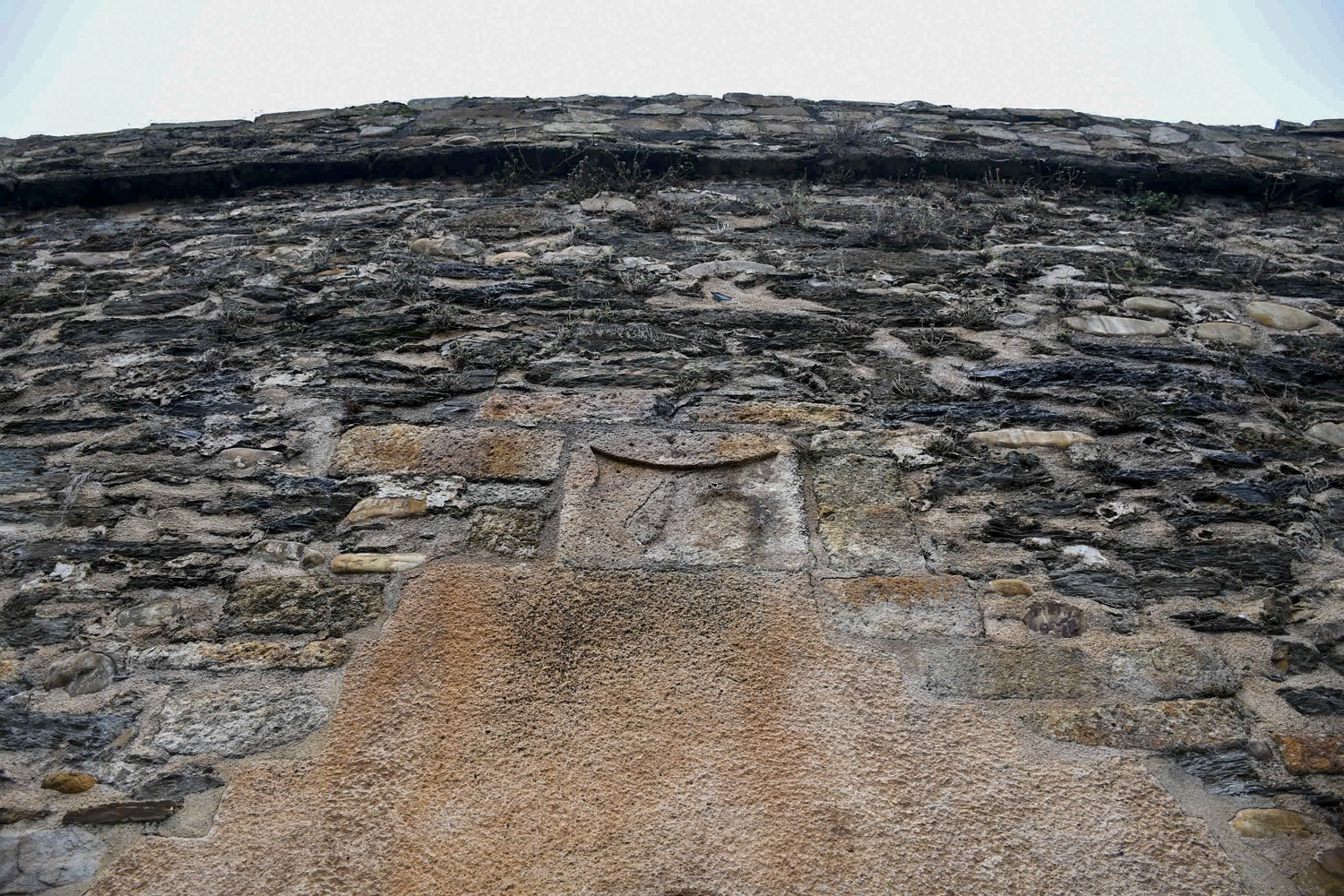 Insignias del Castillo de los Templarios de Ponferrada (9)