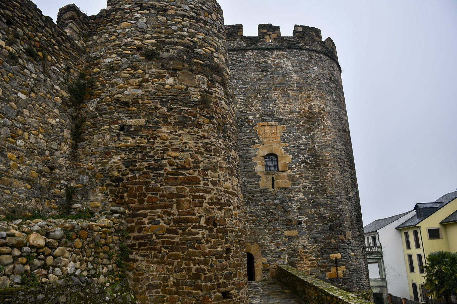 Insignias del Castillo de los Templarios de Ponferrada (13)