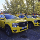 Entrega vehículos 4x4 contra los incendios