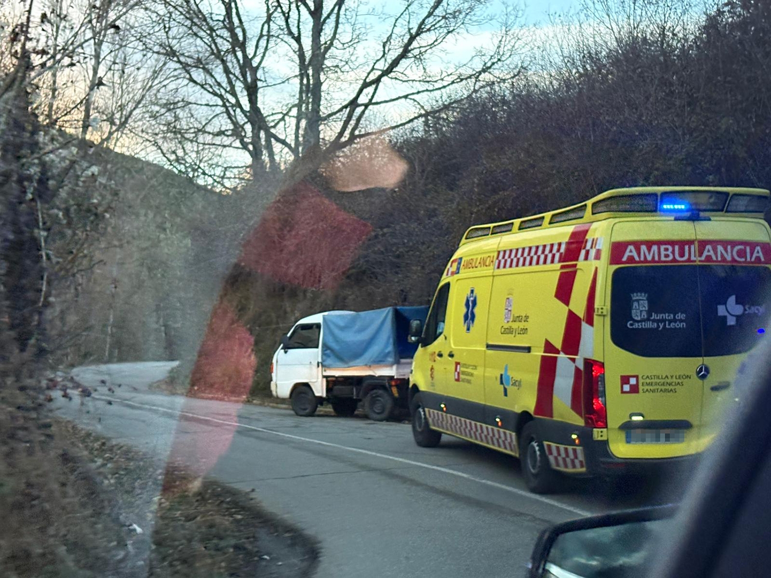 Imagen del vehículo accidentado en Toreno