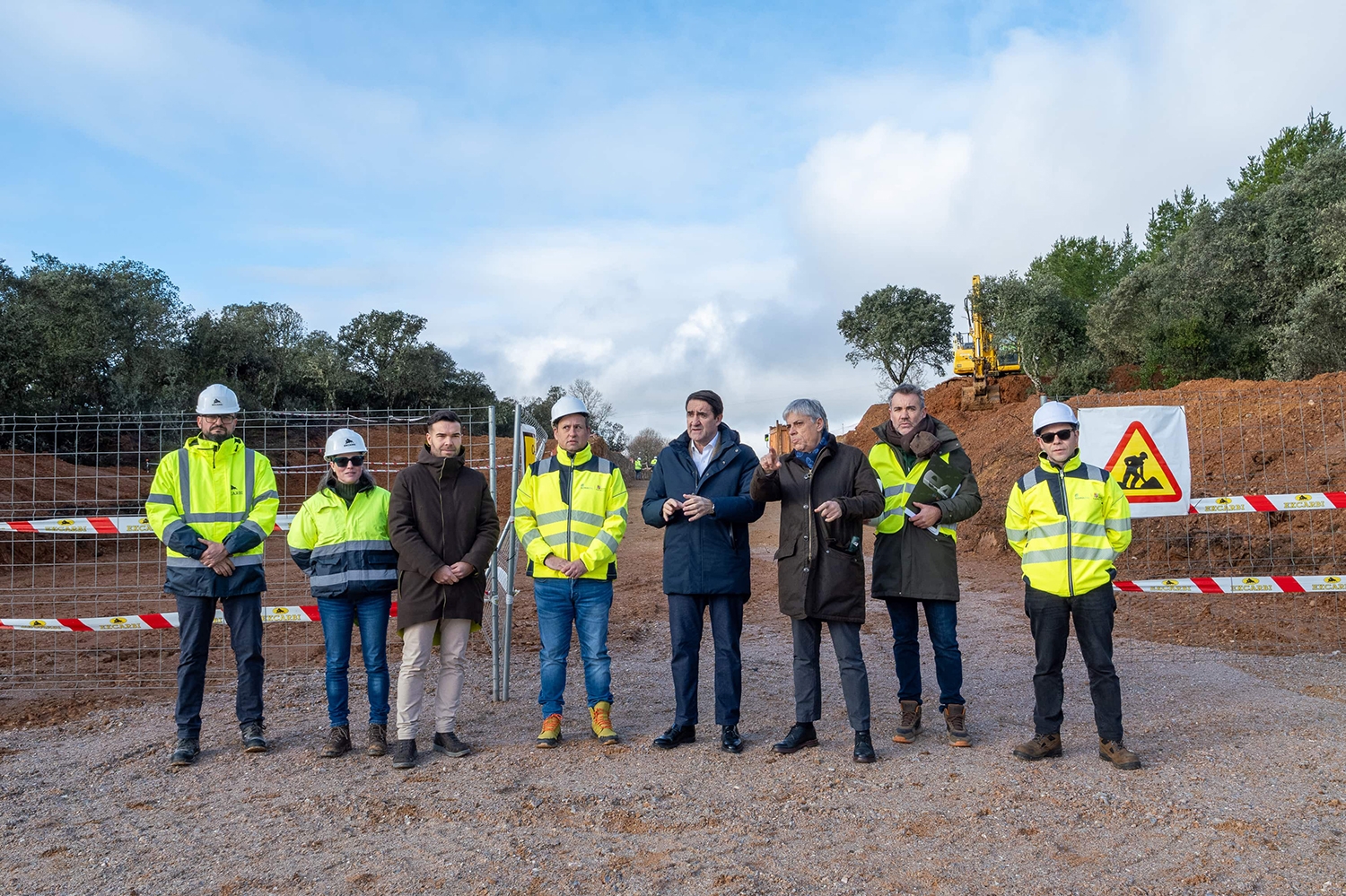 JCyL / ICAL . El consejero de Medio Ambiente, Vivienda y Ordenación del Territorio, Juan Carlos Suárez-Quiñones visita las obras en El Bayo