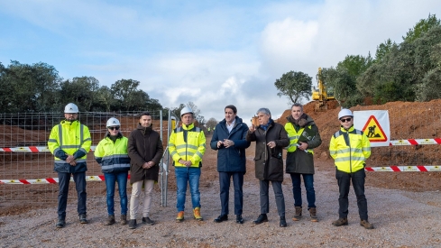 JCyL / ICAL . El consejero de Medio Ambiente, Vivienda y Ordenación del Territorio, Juan Carlos Suárez-Quiñones visita las obras en El Bayo