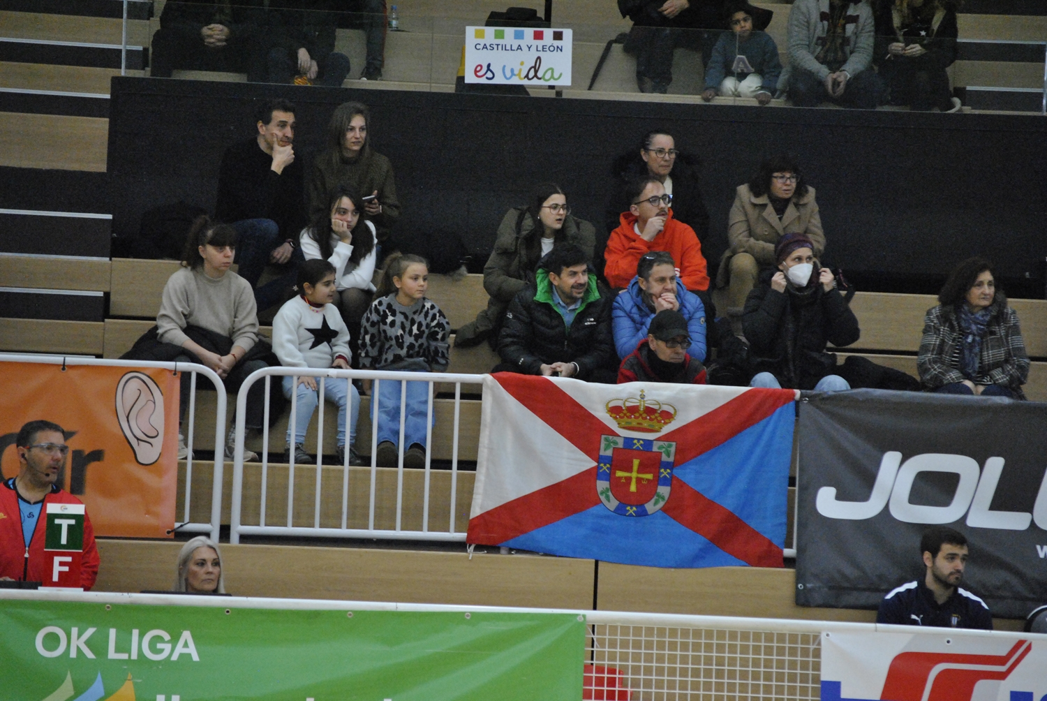 Bembibre Hockey Club (5) Bembibre Hockey Club (5)