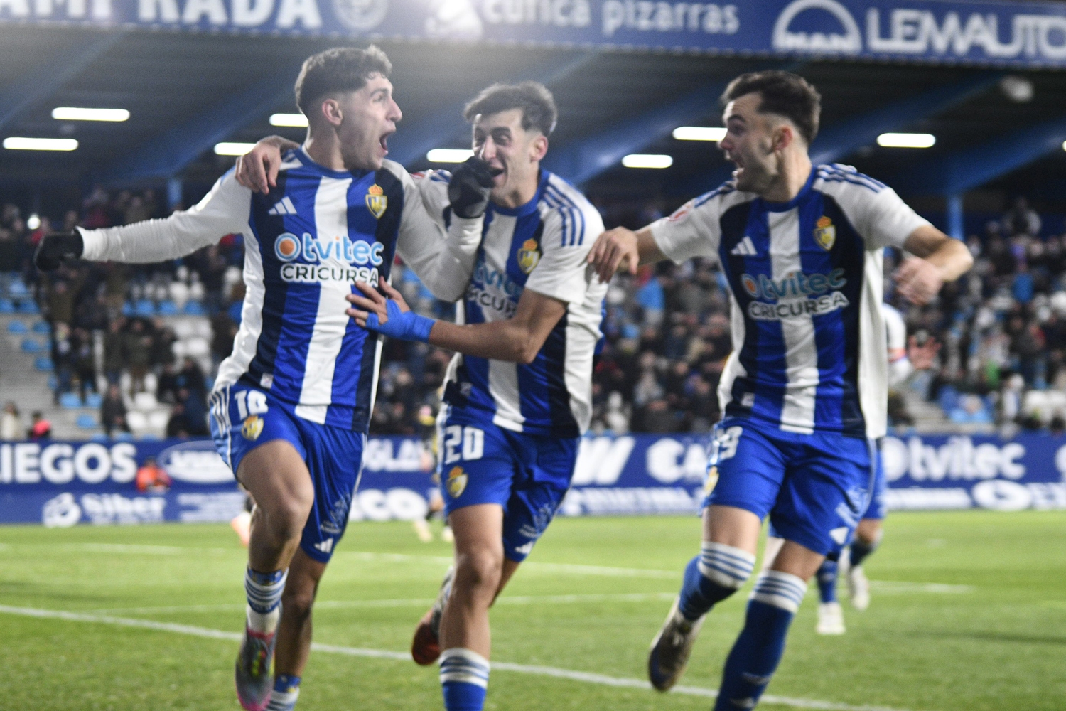 Gol de la Ponferradina contra el Ourense (85)