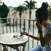 Tabaco en un balcón | imagen istock autor: aleksandargerogiev