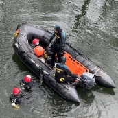 Maniobras de GEAS de la Guardia Civil en Ponferrada