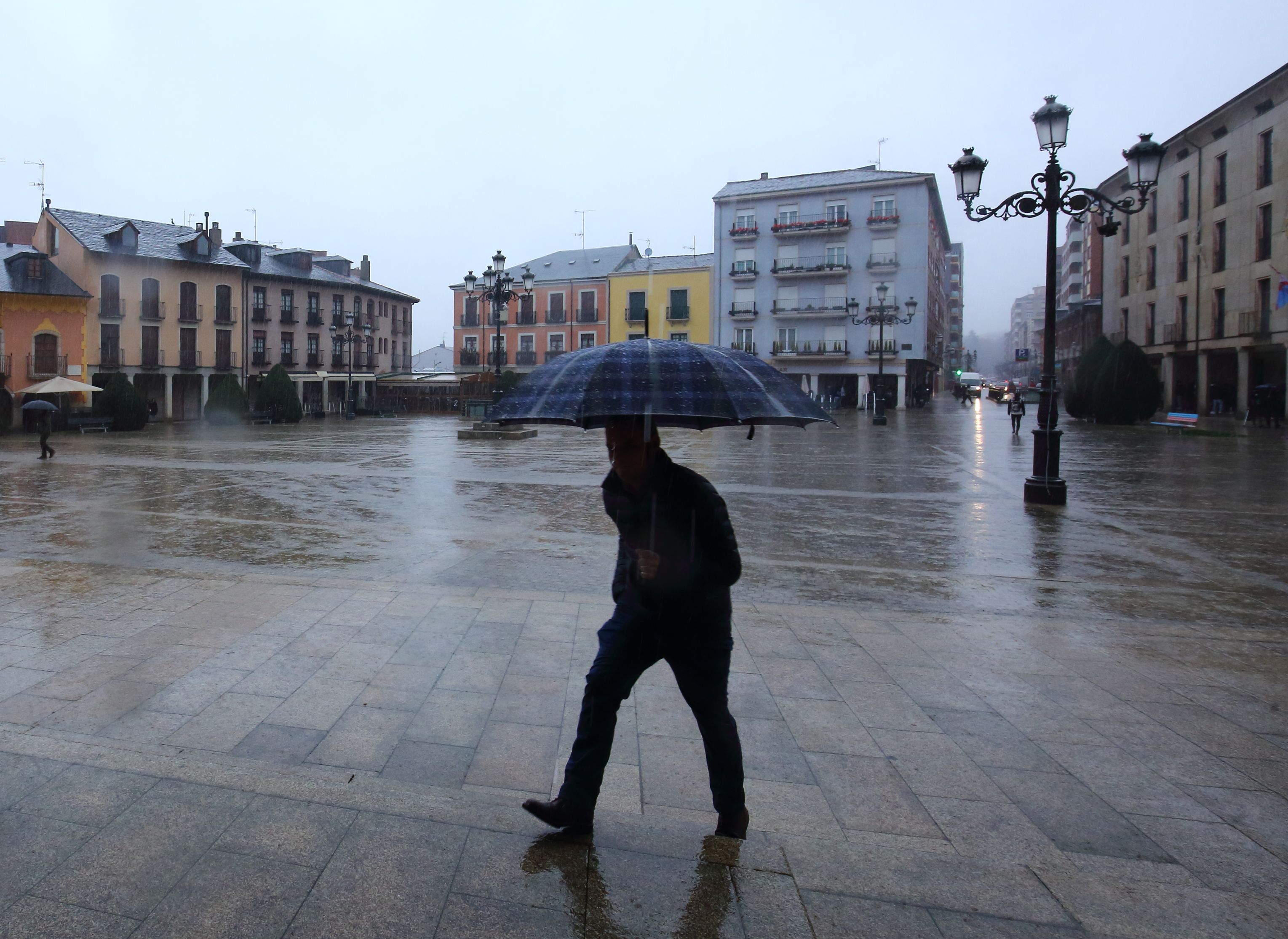 Día de intensa lluvia en Ponferrada
