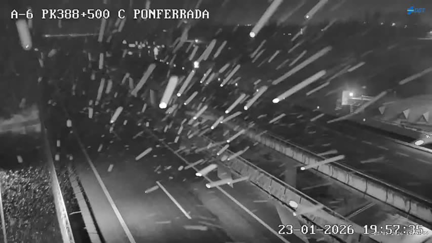 Nieva en la A6 en Ponferrada